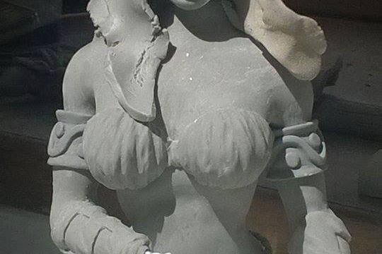 Création du buste d'Ariane par Johann Galliano