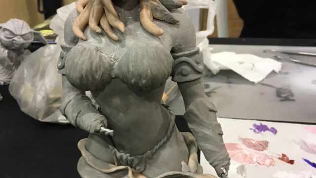 Création du buste d'Ariane par Johann Galliano