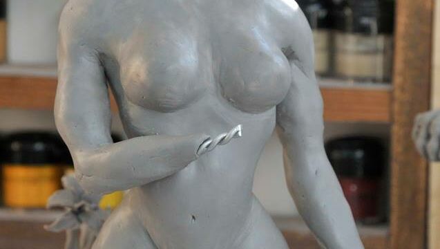 Création du buste d'Ariane par Johann Galliano Création du buste d'Ariane par Johann Galliano